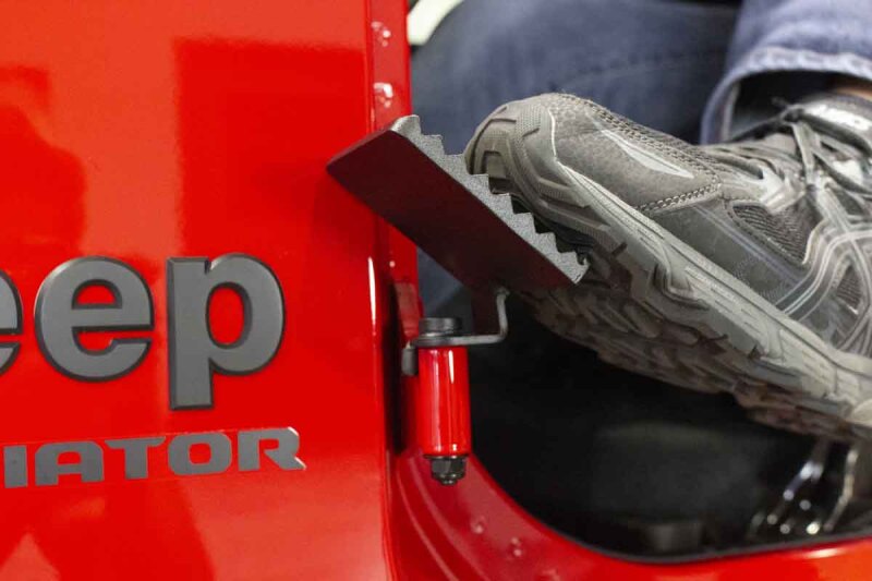 Jeep Wrangler Foot Pegs - Fishbone Offroad - FB21082 - Black - `18-`27